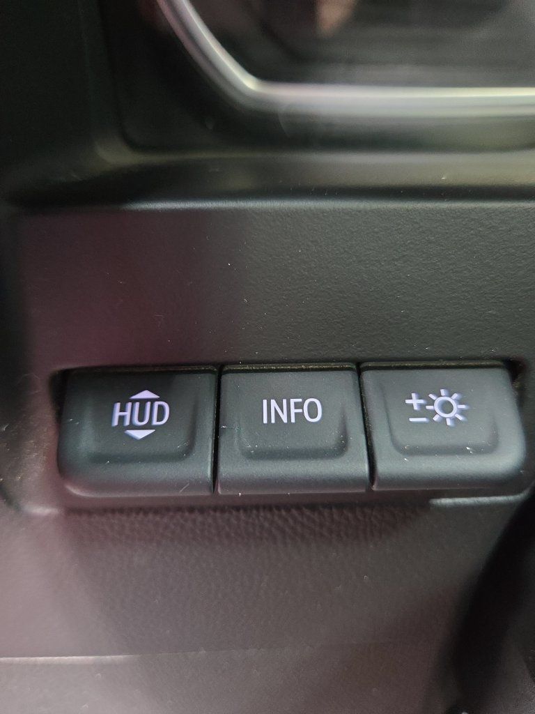 Used 2019 Chevrolet Silverado 1500 High Country w/ Technology Package AWD/4WD image 43