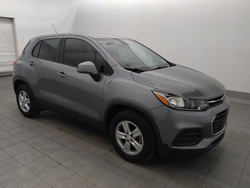 Used 2020 Chevrolet Trax LS FWD image 11