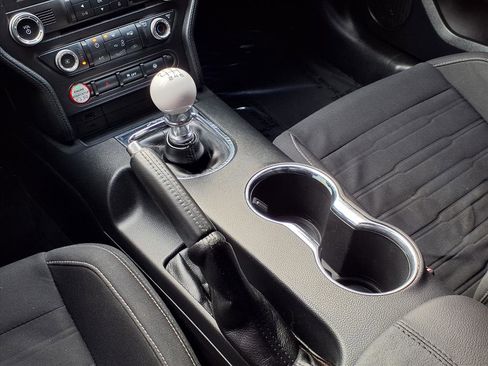 Used 2017 Ford Mustang GT image 16