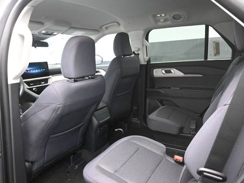 New 2026 Ford Explorer Active image 2