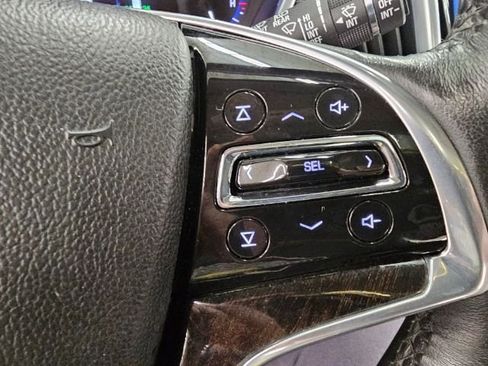 Used 2016 Cadillac SRX Luxury w/ Driver Awareness Package image 12