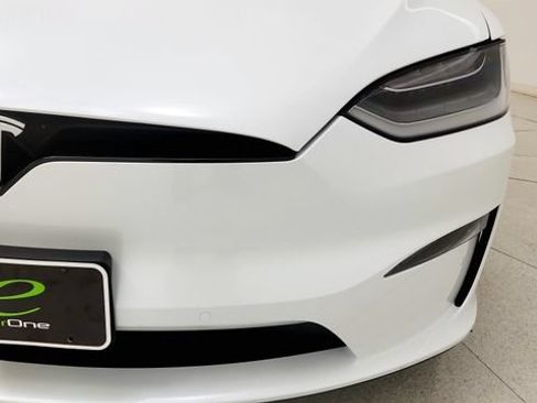 Used 2023 Tesla Model X AWD/4WD image 25