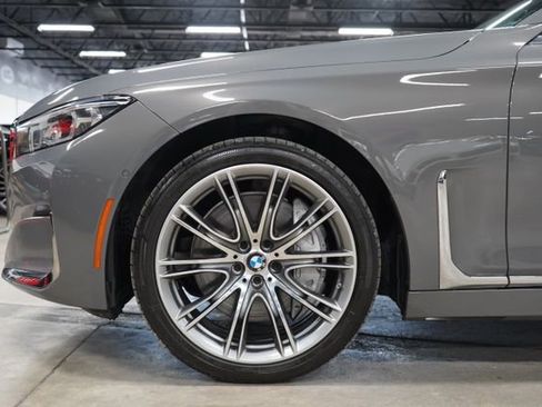 Used 2022 BMW 750i xDrive w/ Luxury Rear Seating Package AWD/4WD image 34