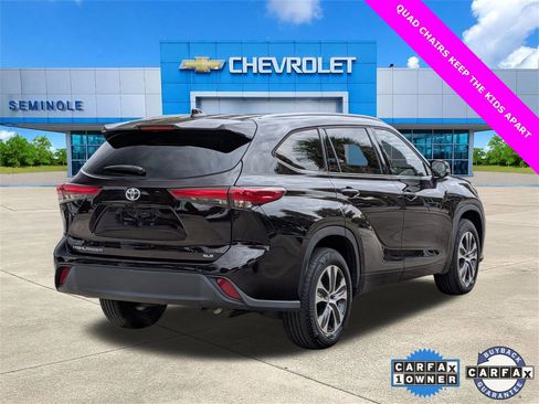 Used 2022 Toyota Highlander XLE image 4