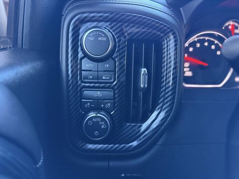 Used 2020 Chevrolet Silverado 1500 LT w/ All-Star Edition image 21