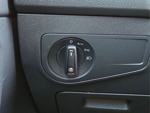 Used 2019 Volkswagen Tiguan S w/ Driver Assistance Package image 25