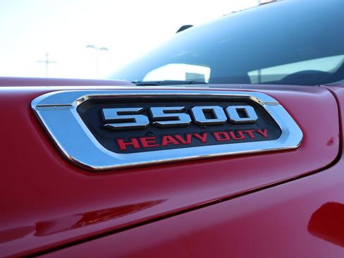 Used 2022 RAM 5500 Tradesman image 11