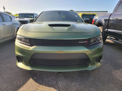 Used 2022 Dodge Charger R/T RWD image 2