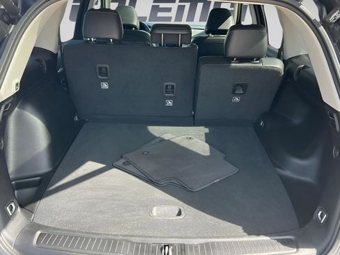 Used 2024 Jeep Grand Cherokee Limited image 10