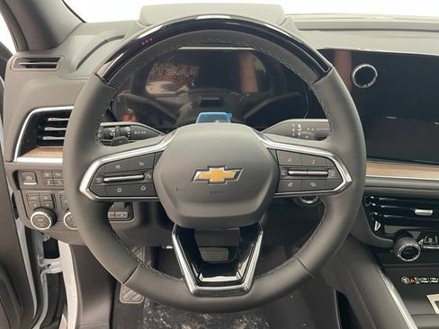New 2026 Chevrolet Suburban High Country AWD/4WD image 12