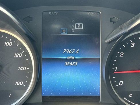 Used 2022 Mercedes-Benz GLC 300 image 20