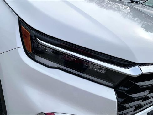 Used 2023 Honda Pilot Elite image 27