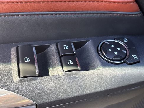 Used 2024 Ford Mustang GT Premium image 13