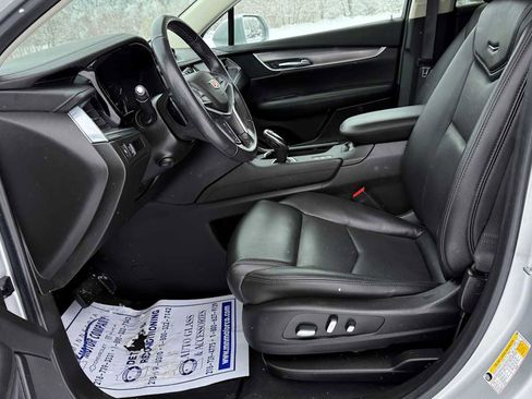 Used 2019 Cadillac XT5 Luxury image 7