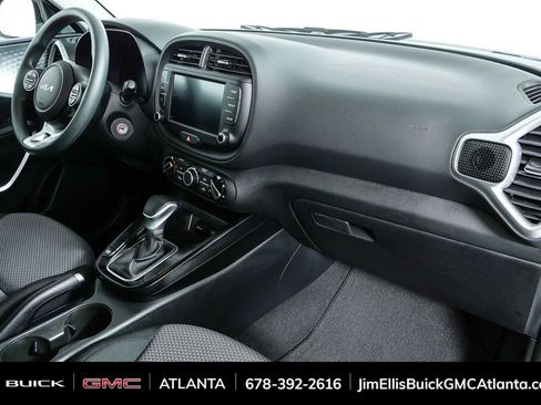 Used 2025 Kia Soul LX FWD image 20