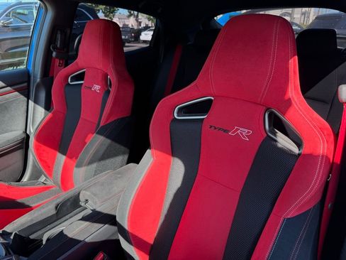 Used 2020 Honda Civic Type R image 3