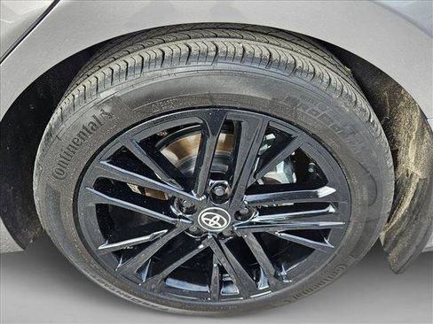 Used 2026 Toyota Camry SE FWD image 21