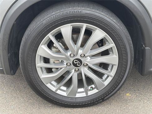 Used 2024 INFINITI QX50 Luxe AWD/4WD image 34