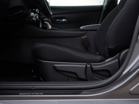 New 2025 Nissan Sentra SV image 16