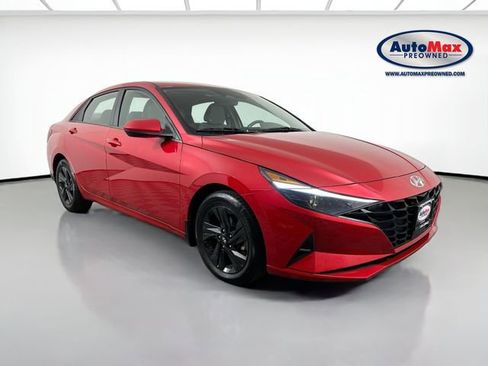 Used 2022 Hyundai Elantra SEL w/ Convenience Package image 1