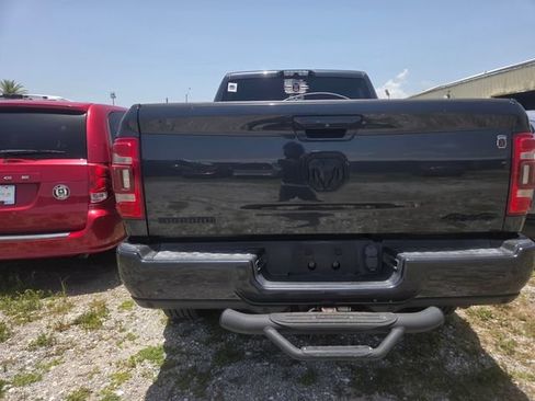Used 2020 RAM 2500 Big Horn w/ Towing Technology Group AWD/4WD image 3