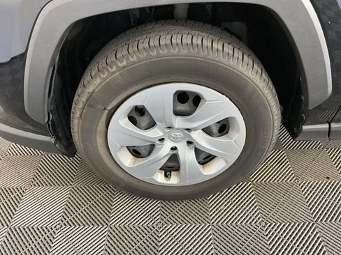 Used 2019 Toyota RAV4 LE w/ All Weather Liner Package AWD/4WD image 9