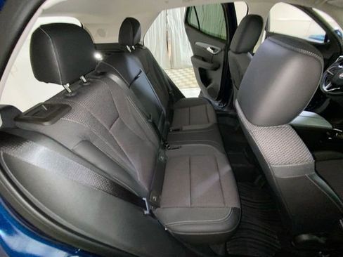 Used 2023 Buick Envision Preferred AWD/4WD image 11