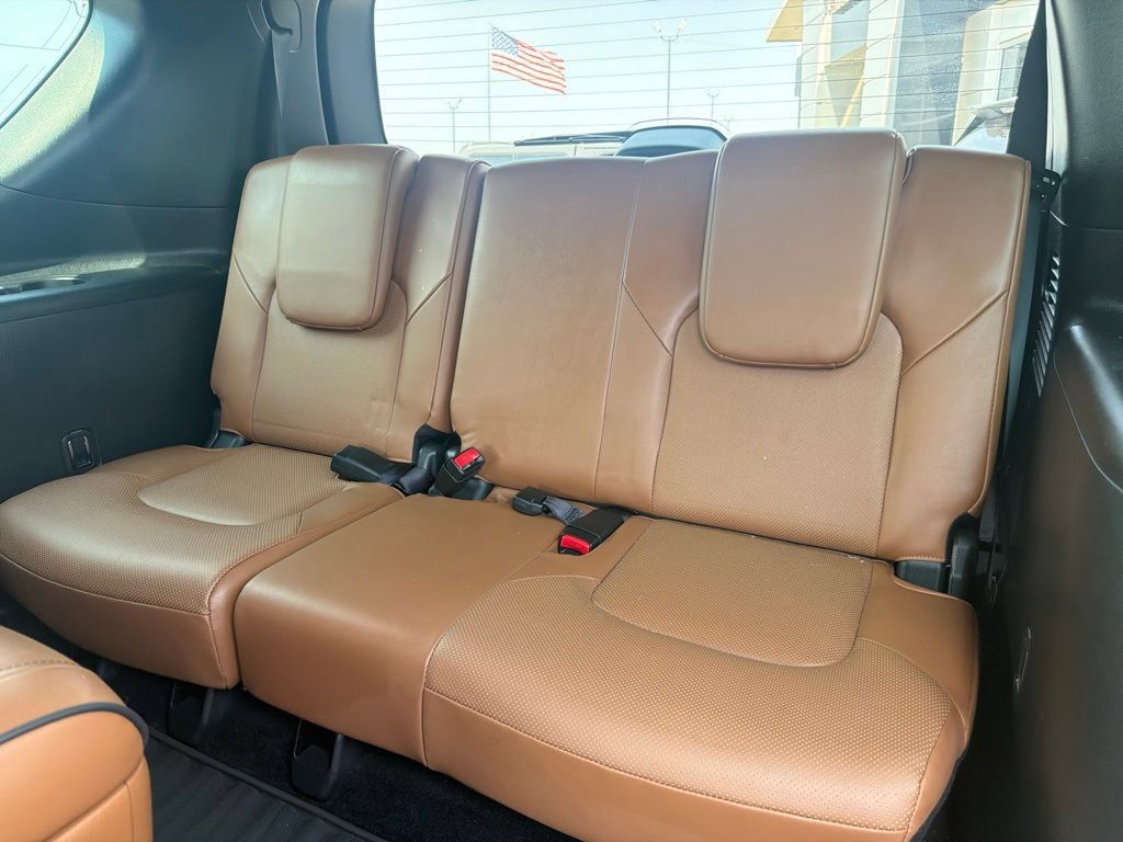 Used 2023 INFINITI QX80 Sensory w/ Cargo Package AWD/4WD image 15