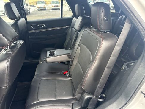 Used 2018 Ford Explorer Sport w/ Equipment Group 401A image 22