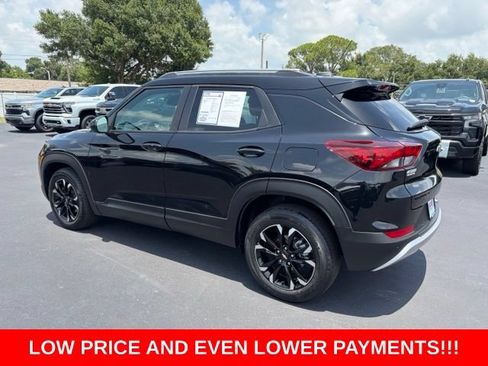 Used 2021 Chevrolet TrailBlazer LT w/ Convenience Package FWD image 4