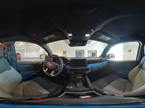 Used 2025 Toyota Tacoma TRD Off-Road image 41