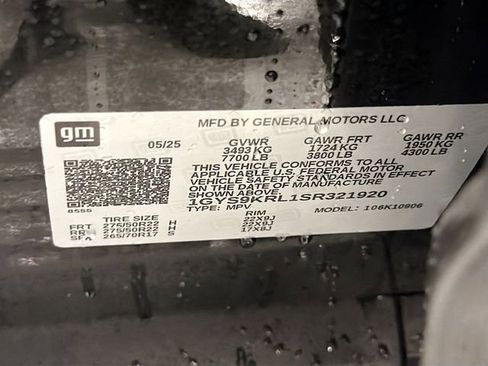 Used 2025 Cadillac Escalade ESV Premium Luxury w/ LPO, Floor Liner Package image 32