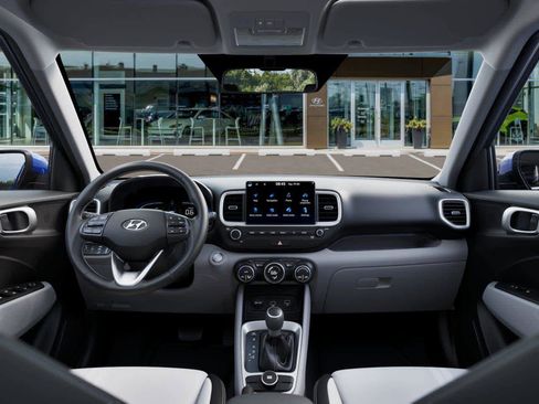 New 2025 Hyundai Venue SEL image 11