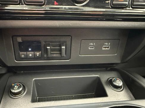 Used 2024 Nissan Titan PRO-4X w/ Pro-4x Convenience Package AWD/4WD image 49