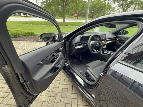 New 2027 BMW 530i xDrive AWD/4WD image 7