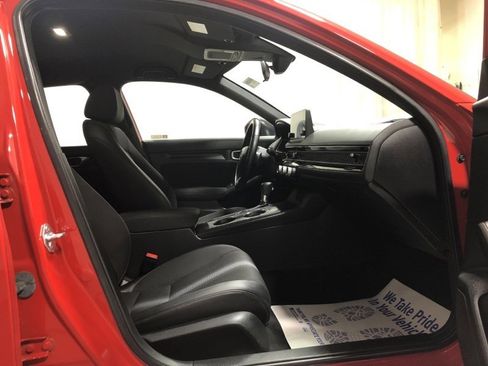 Used 2023 Honda Civic Sport image 12