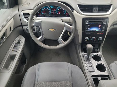 Used 2016 Chevrolet Traverse LT FWD image 22