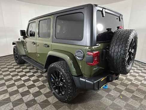 Used 2023 Jeep Wrangler Unlimited Sahara w/ Cold Weather Group AWD/4WD image 4