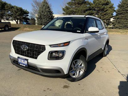 New 2026 Hyundai Venue SE