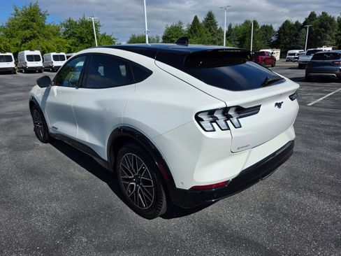 Certified 2024 Ford Mustang Mach-E Premium AWD/4WD image 3