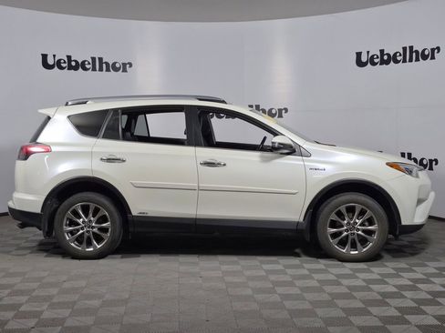 Used 2017 Toyota RAV4 Limited image 8