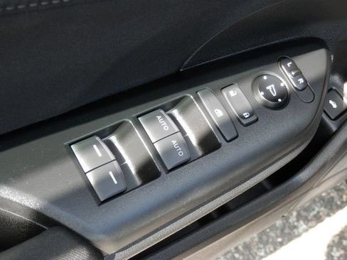 Used 2021 Honda Civic EX image 16
