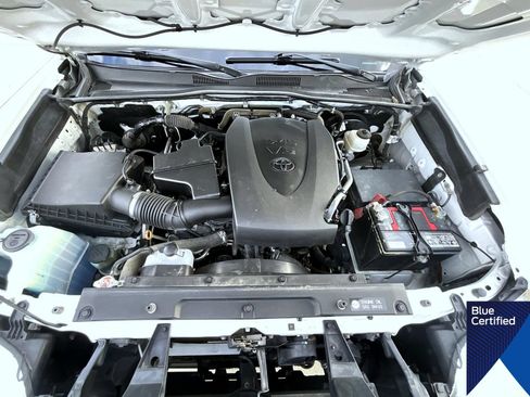 Used 2019 Toyota Tacoma SR5 AWD/4WD image 27