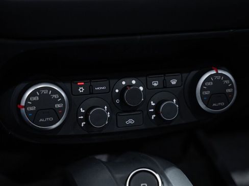 Used 2016 Ferrari California T RWD image 55