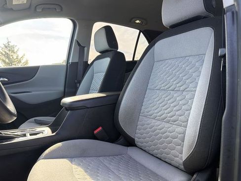 Certified 2019 Chevrolet Equinox LS w/ LS Convenience Package image 36