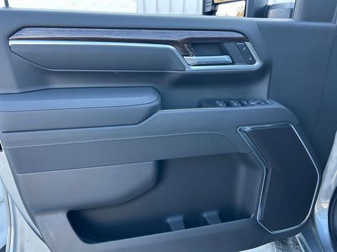 New 2026 GMC Sierra 3500 SLE w/ SLE Convenience Package image 12