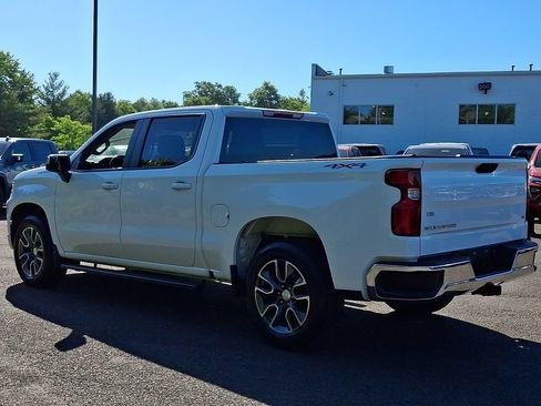 Certified 2022 Chevrolet Silverado 1500 LT AWD/4WD image 4