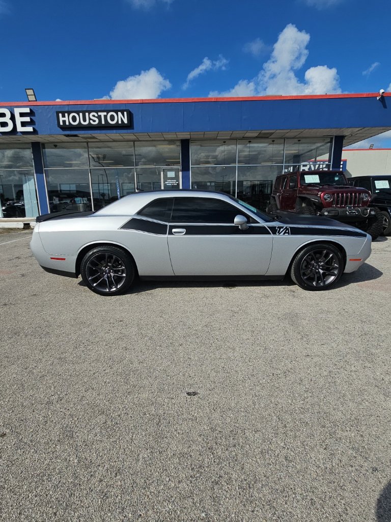 Used 2023 Dodge Challenger R/T w/ T/A Package RWD image 8