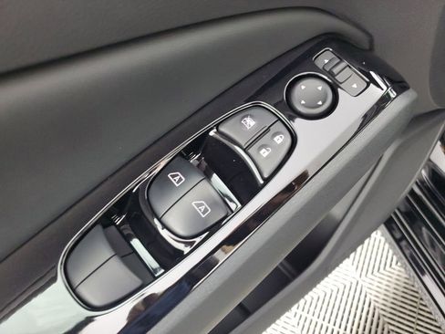 New 2025 Nissan Altima 2.5 SR w/ SR Premium Package image 29