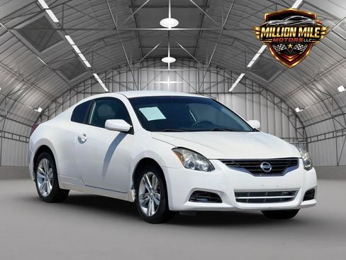 Used 2012 Nissan Altima 2.5 S FWD image 1